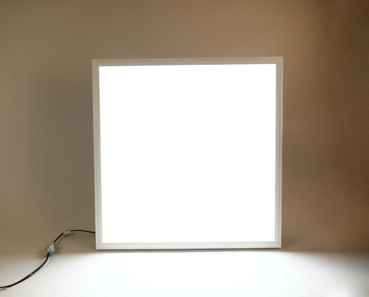 3. panel led dengan lampu latar 60x60